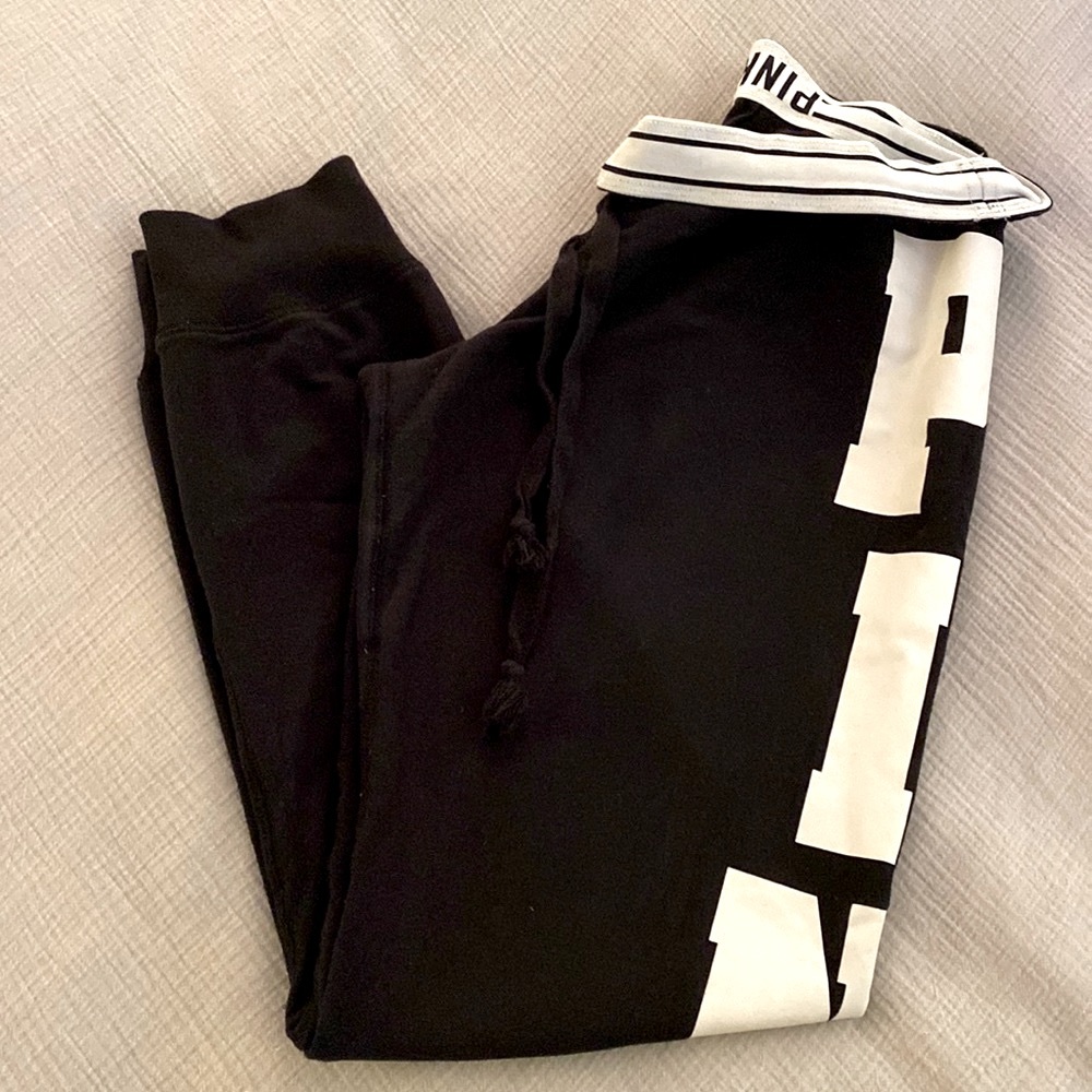 PINK Victoria’s Secret Lounge Jogger - Size Medium